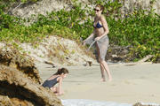 th_629455759_StephanieSeymour12222012BeachBikinionStBarts20_122_678lo.jpg